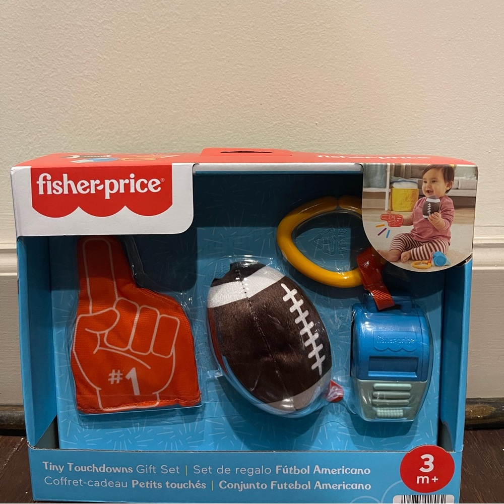 FISHER PRICE TOUCHDOWN BABY TOY SET